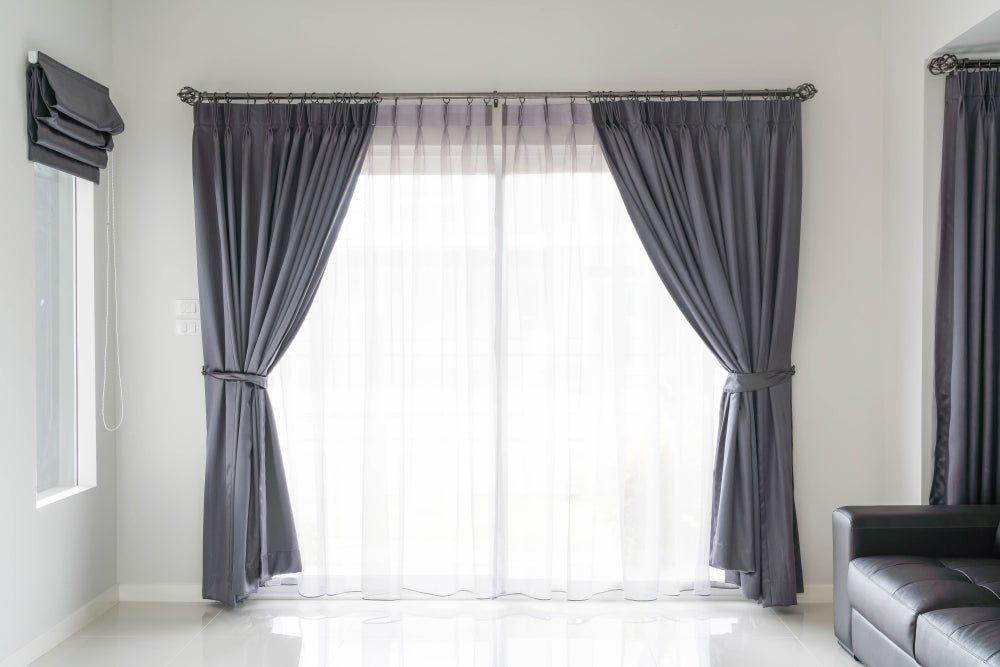 Transform Your Dining Room with These 10 Curtain Styles